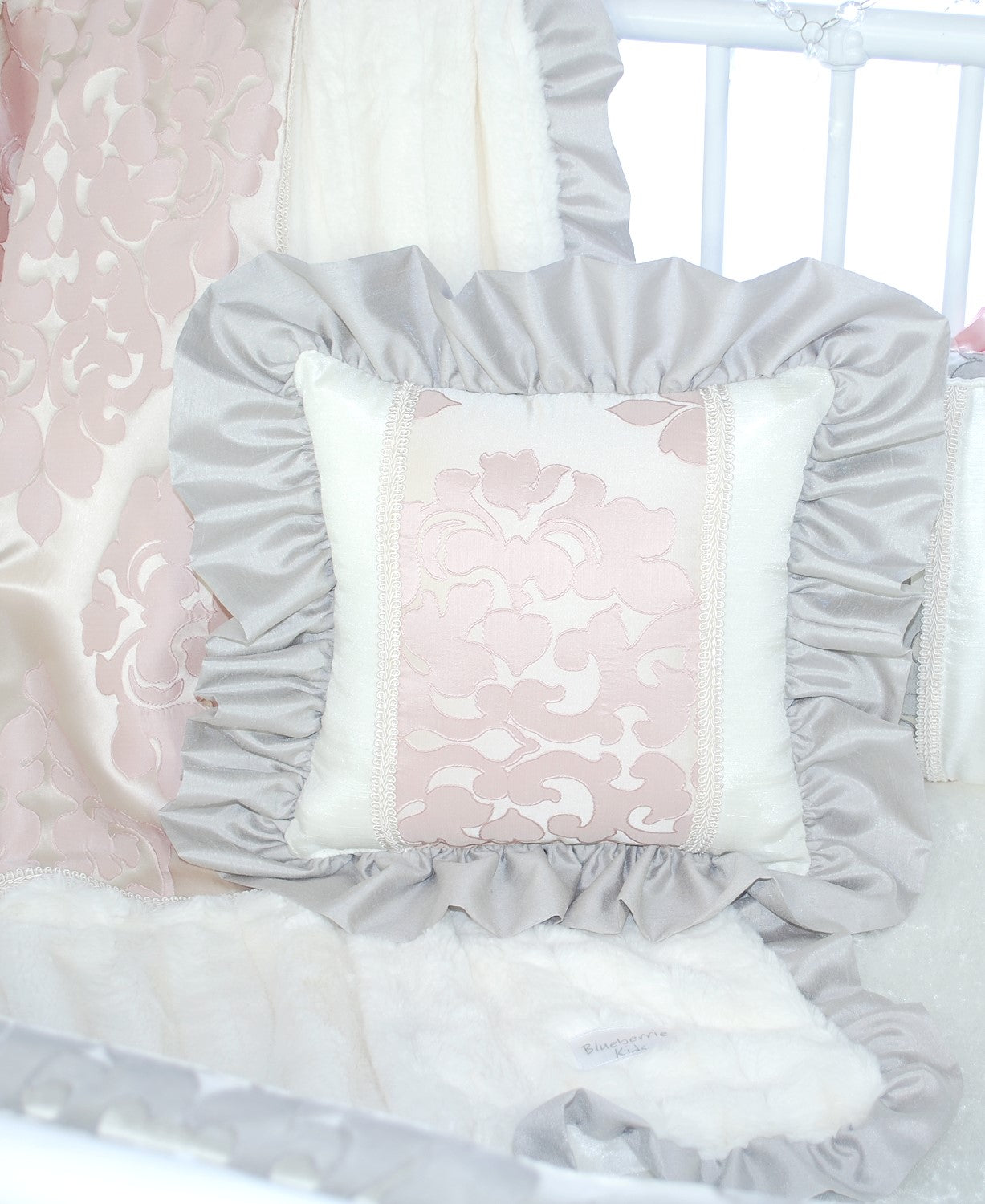 Stone Petal Pink 3 Piece Crib Bedding Set