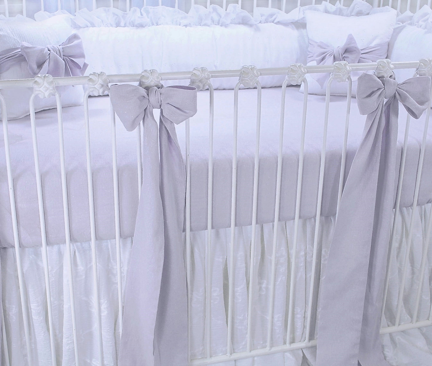 Orchid Lavender Linen Crib Bows