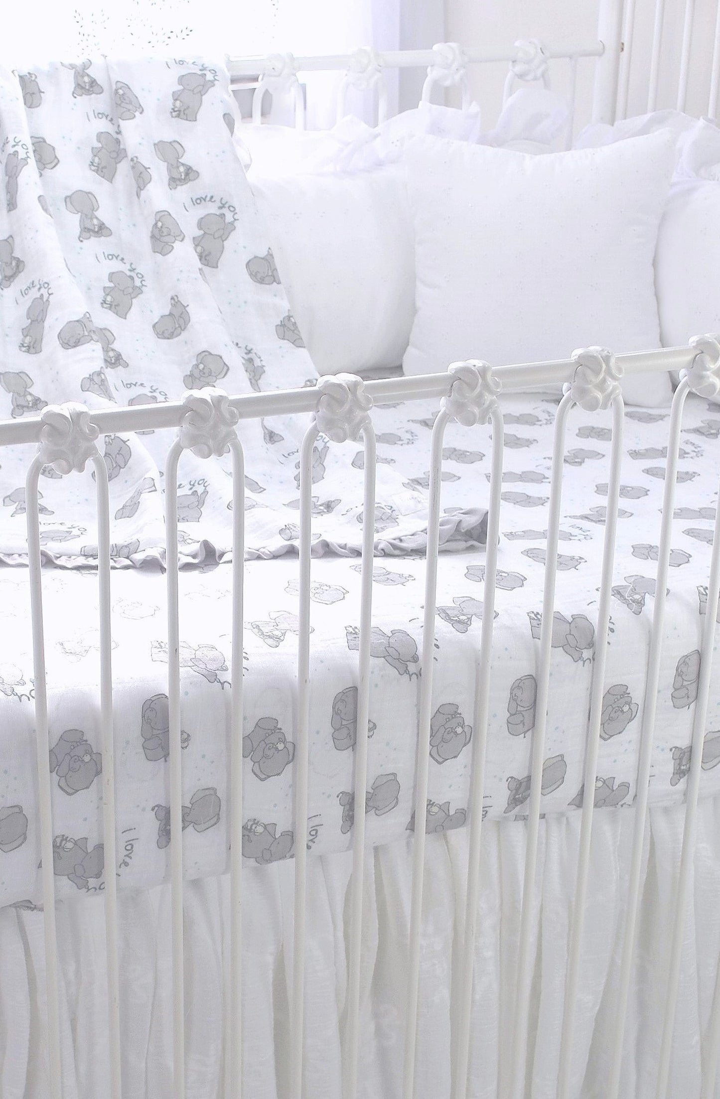 Elephant Tales 4 Piece Cotton Crib Bedding Set