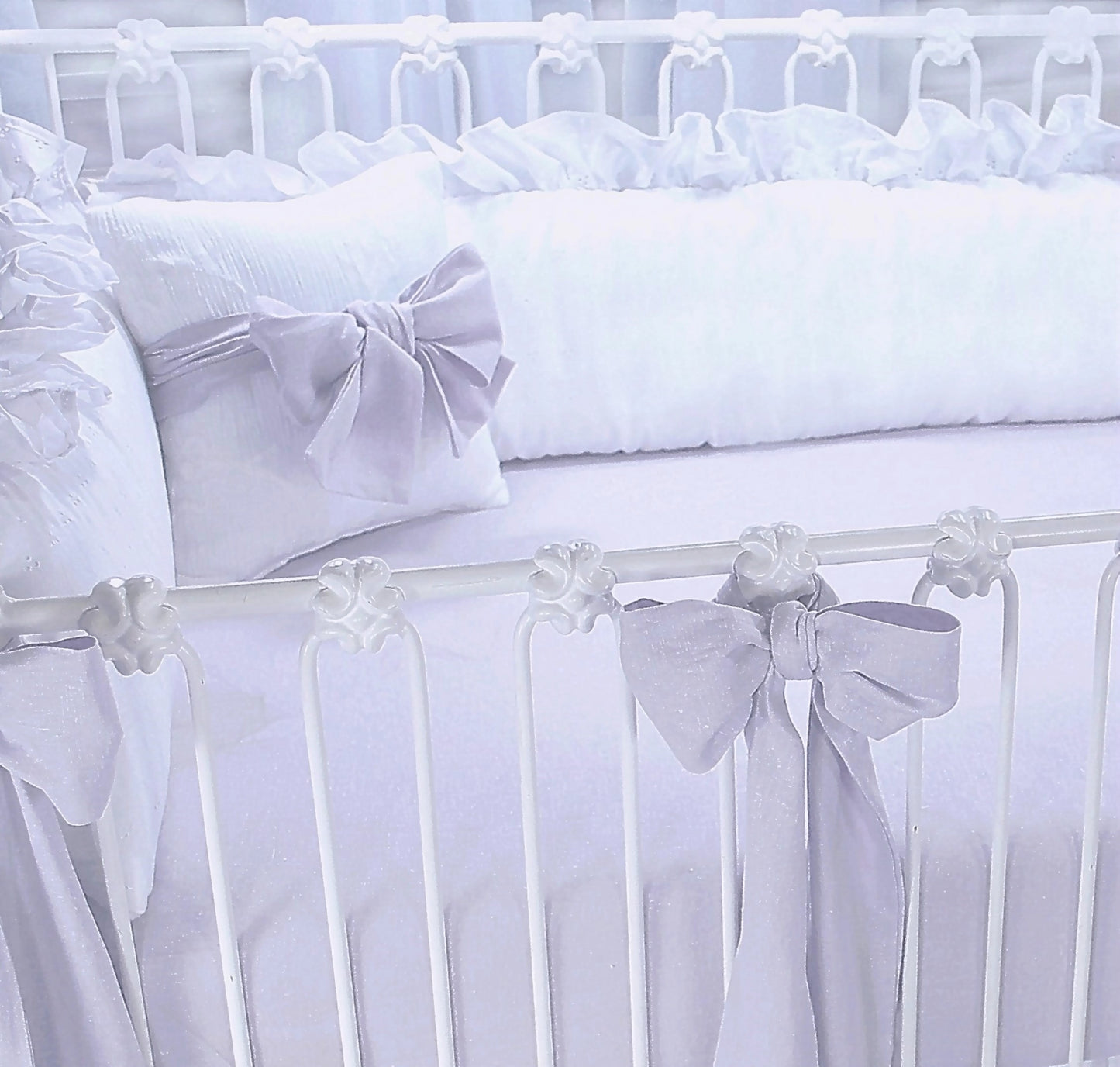 Orchid Lavender Linen Crib Bows