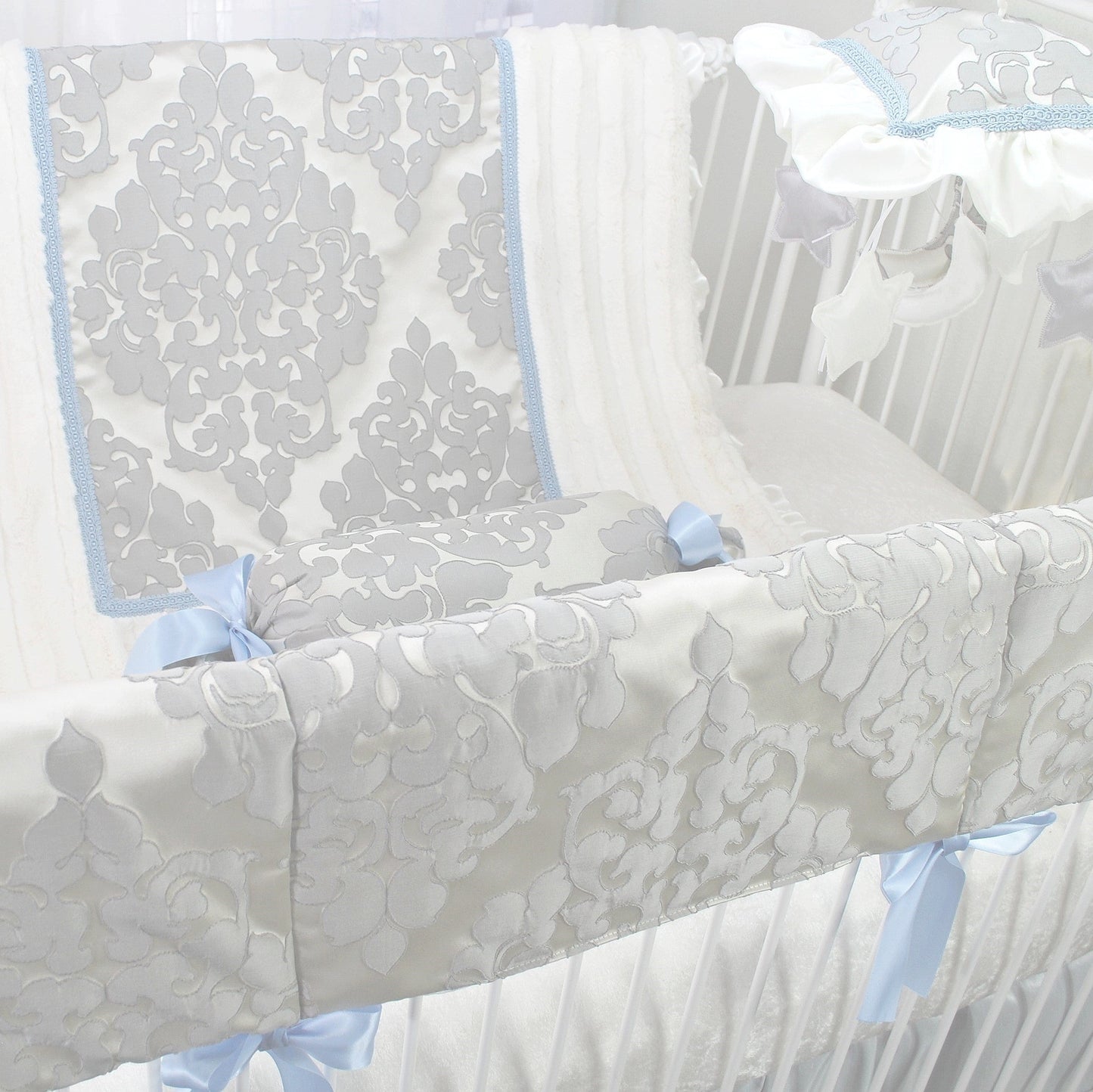 LuLu Blue 3 Piece Crib Bedding Set