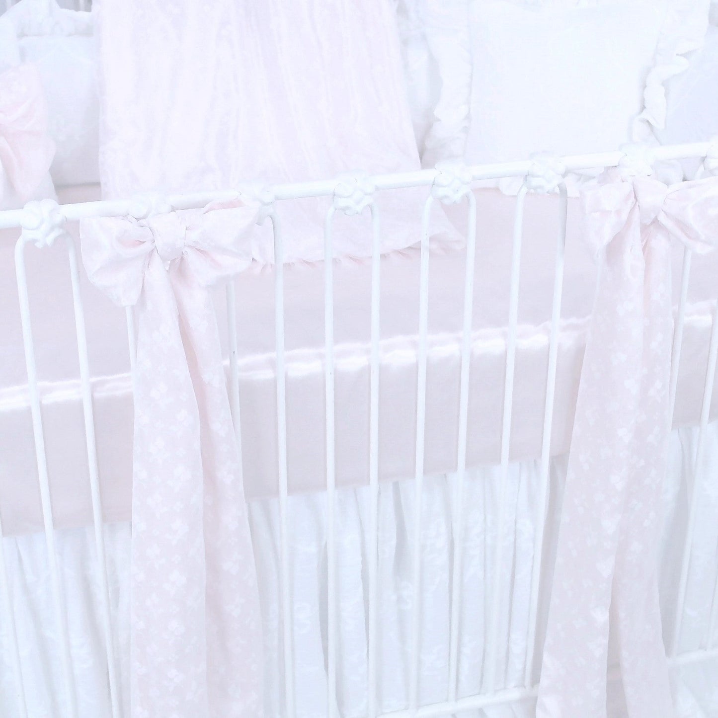 Lilly Pink 4 Piece Crib Bedding Set