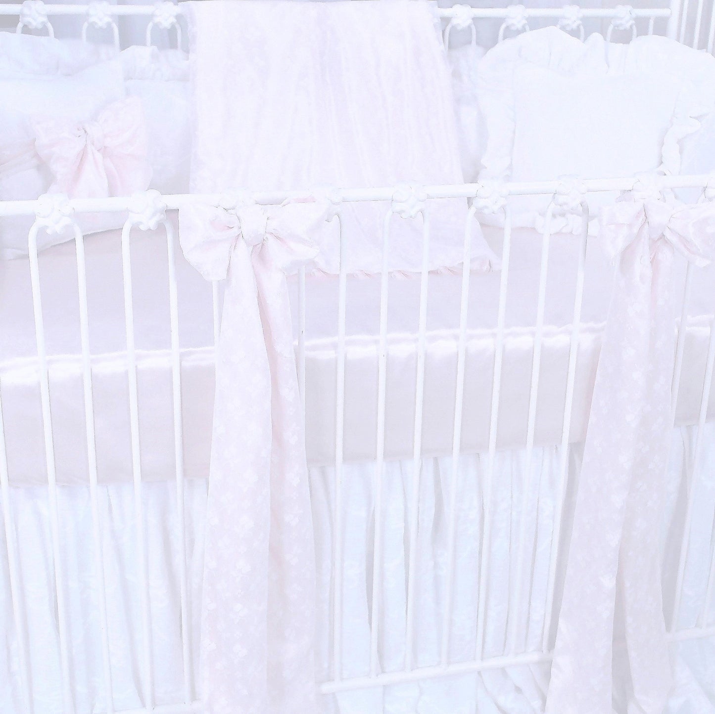 Lilly Pink 4 Piece Crib Bedding Set
