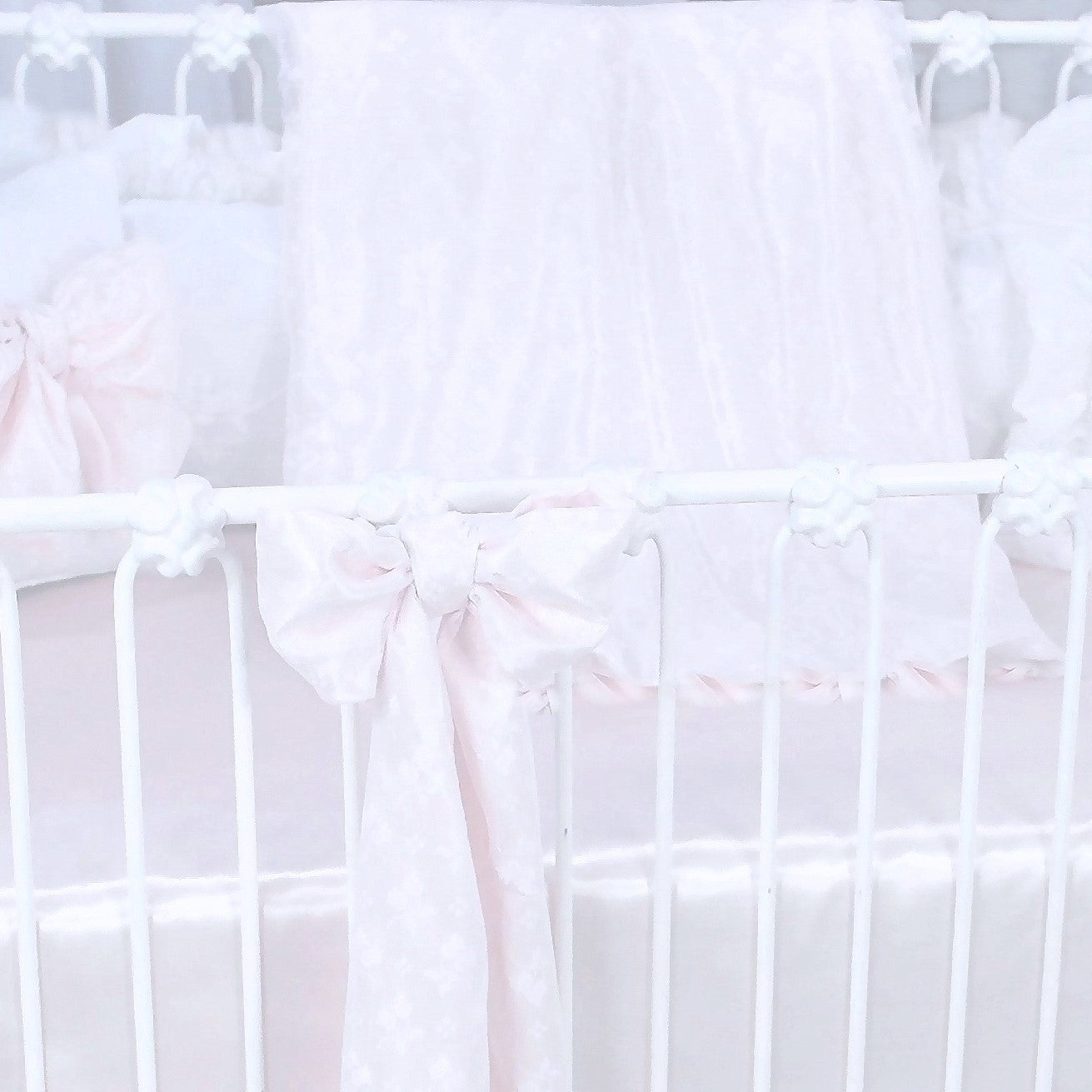 Lilly Pink 4 Piece Crib Bedding Set