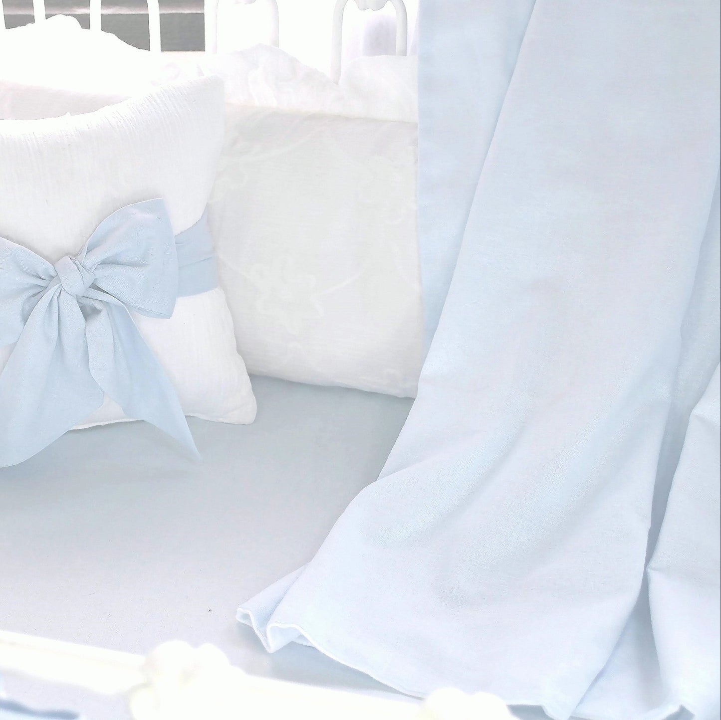 Blue Moon Drop 4 Piece Crib Bedding Set