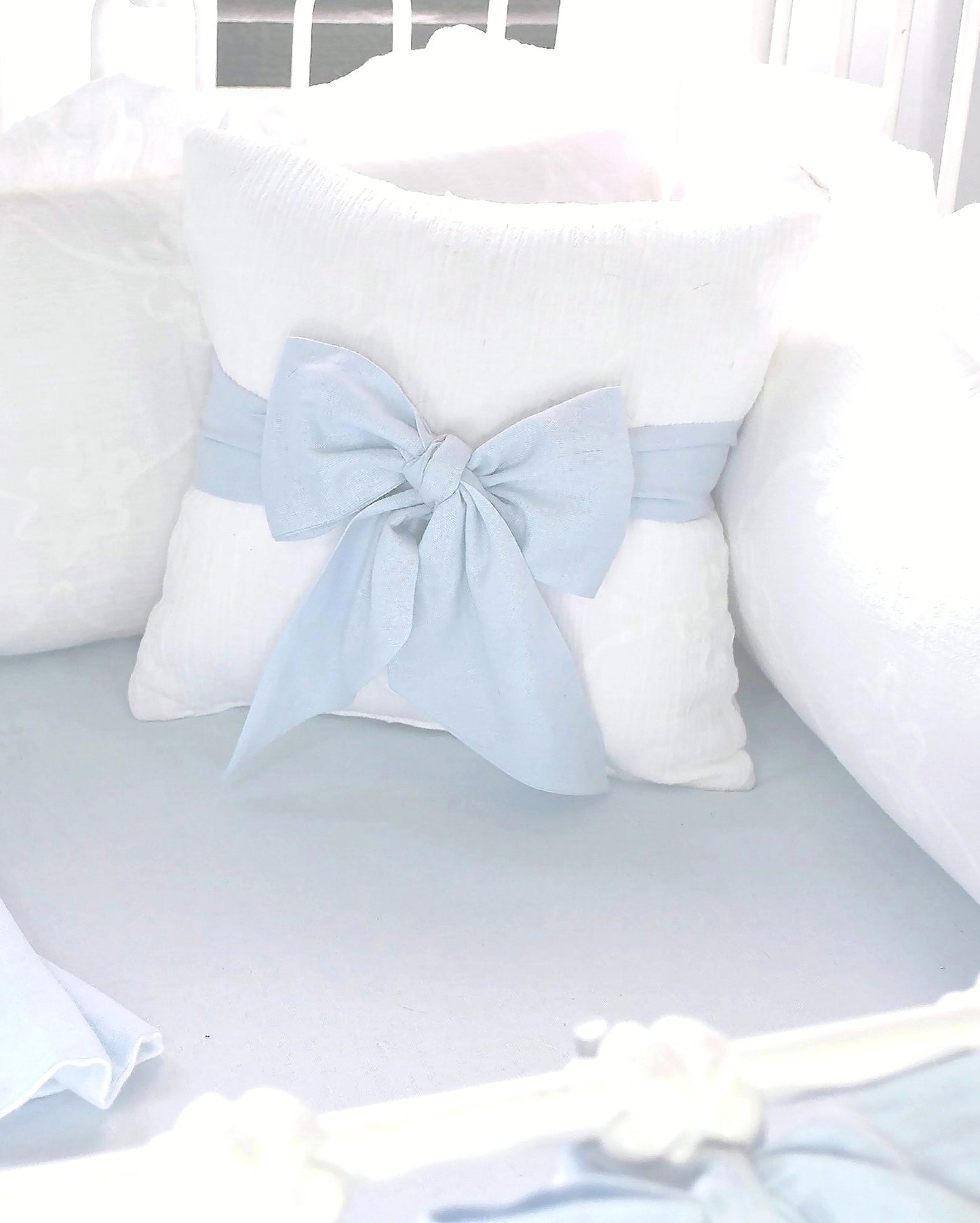 Blue Moon Drop 4 Piece Crib Bedding Set